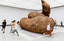 Sch...-Kunst: "Riesen-Kacka" macht nicht nur Kindern Freude