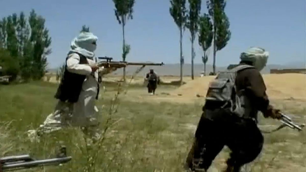 Taliban töten 40 Polizisten