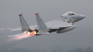 تحطم طائرة أمريكية من طراز إف-15 قبالة أوكيناوا باليابان