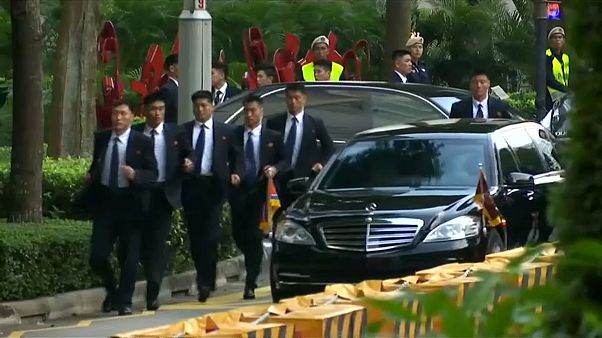 Trump trifft Kim in Singapur: Vorgespräche "substanziell und ins Detail gehend" Trump trifft Kim in Singapur: Vorgespräche "substanziell und ins Detail gehend"
