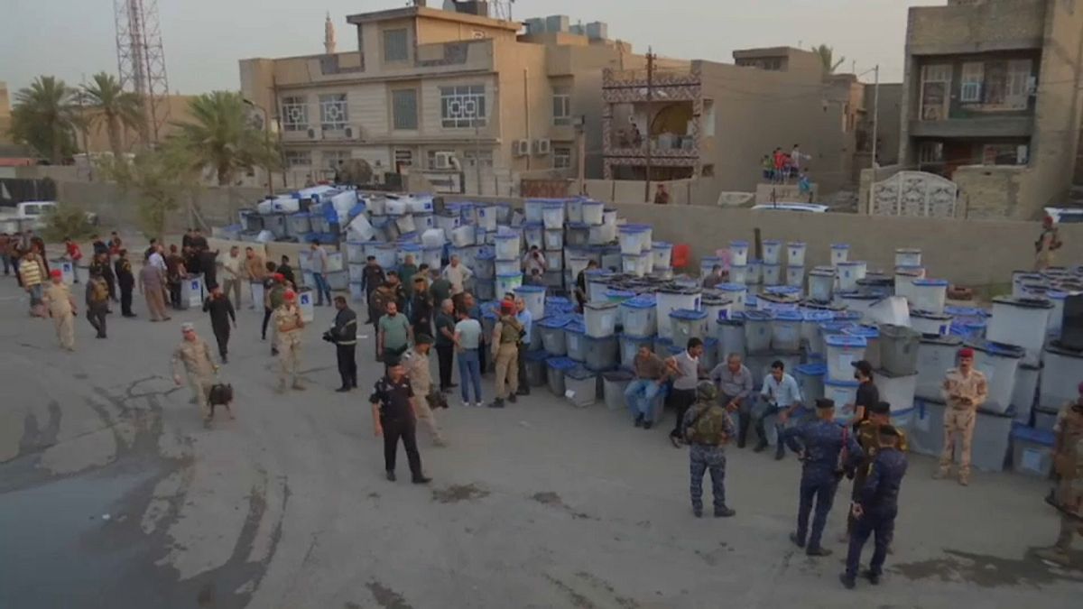 Incêndio em armazéns de urnas eleitorais no Iraque