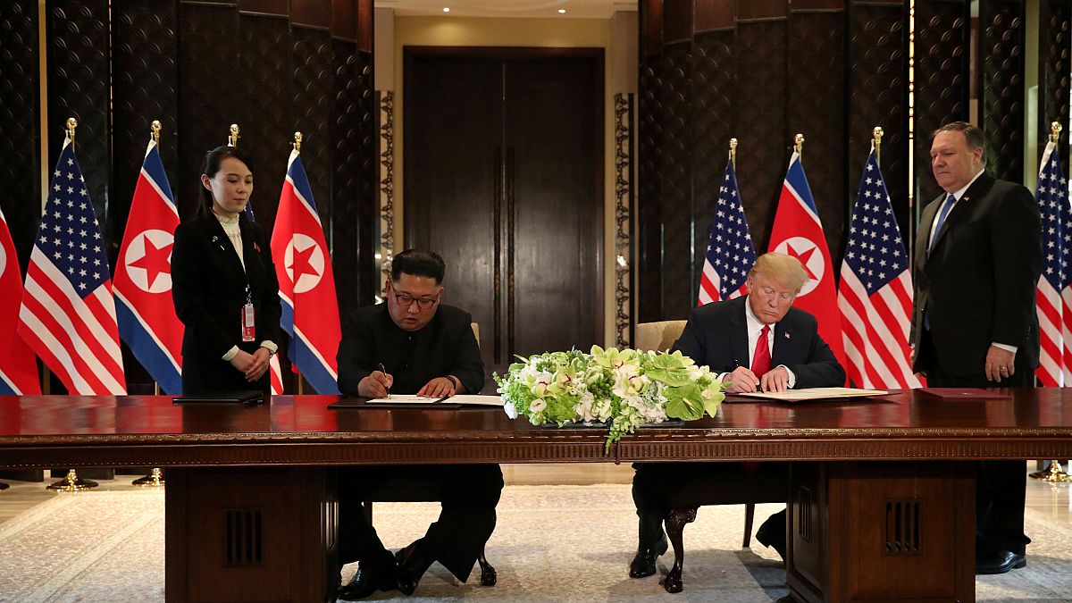 Τραμπ - Κιμ υπέγραψαν διμερή συμφωνία