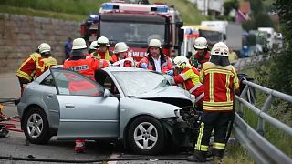 ألمانيا: إصابة طلاب بريطانيين في حادث اصطدام حافلة بسيارة