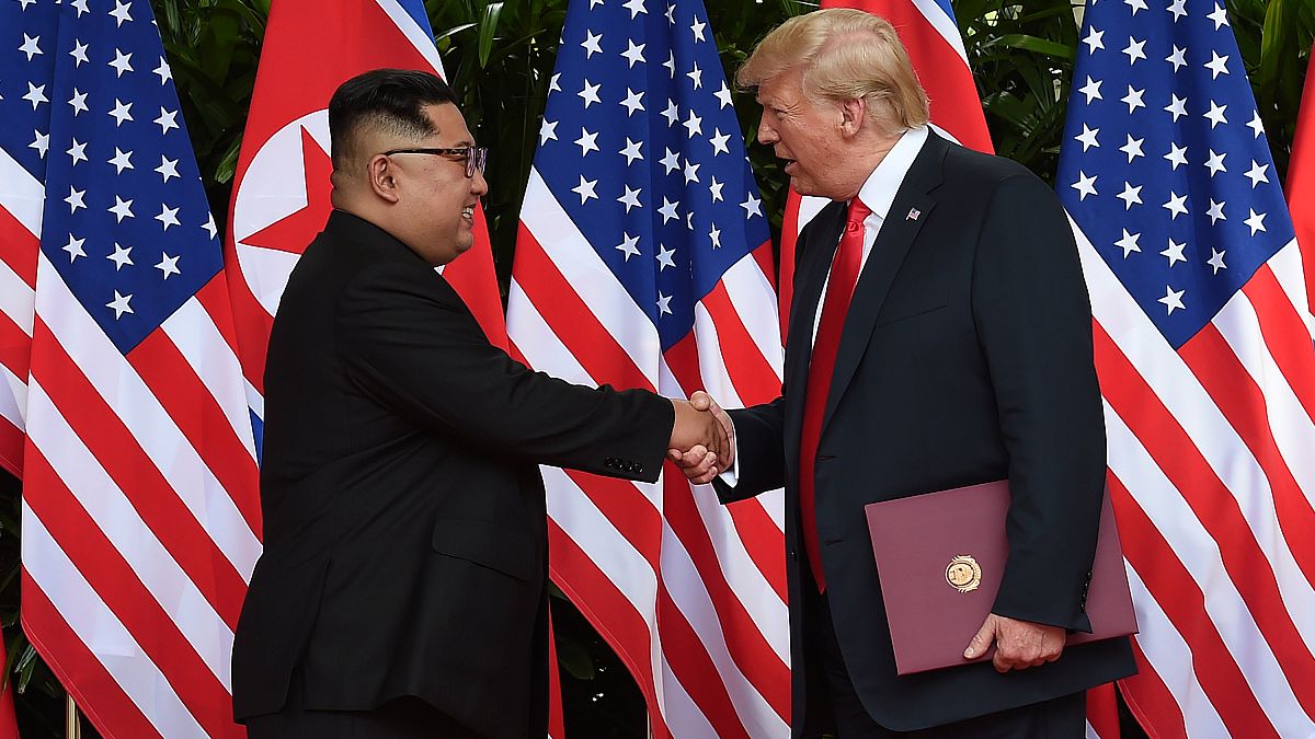 Trump y Kim, una imagen para la historia