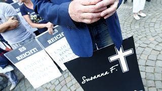 Manifestation d'extrême droite à Mainz, en Allemagne, en mémoire de Susanna