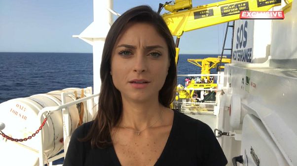L'Aquarius se prépare à naviguer vers l'Espagne L'Aquarius se prépare à naviguer vers l'Espagne