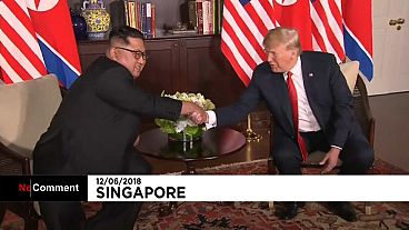 Trump,  Kim y sus apretones de mano para la historia