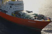 Ravitaillement et évacuations en cours sur l'Aquarius