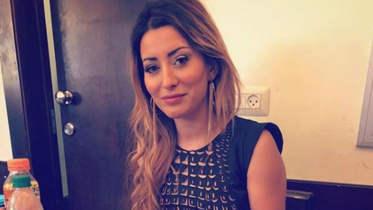 ملكة جمال العراق مع نظيرتها الإسرائيلية في القدس تتحدى انتقادات سابقة