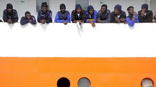 La política migratoria europea encalla en el "Aquarius" 