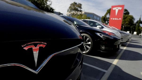 Tesla taglia il 9% dei dipendenti Tesla taglia il 9% dei dipendenti
