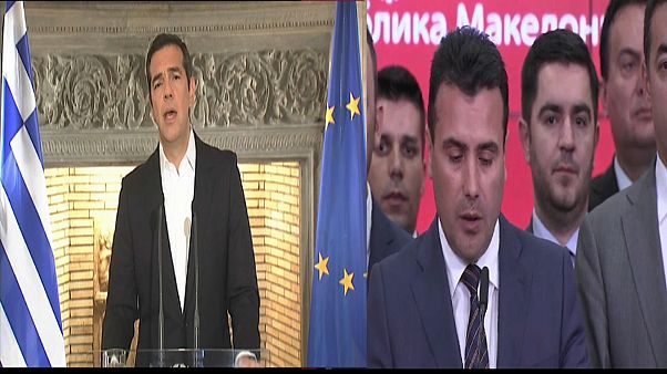 Il premier ellenico Tsipras e il presidente macedone Ivanov Il premier ellenico Tsipras e il presidente macedone Ivanov