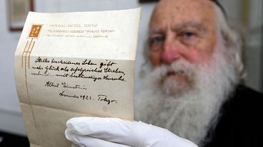 Sen de mi Einstein? Ünlü bilim adamının ırkçı ifadeler içeren günlüğü ortaya çıktı