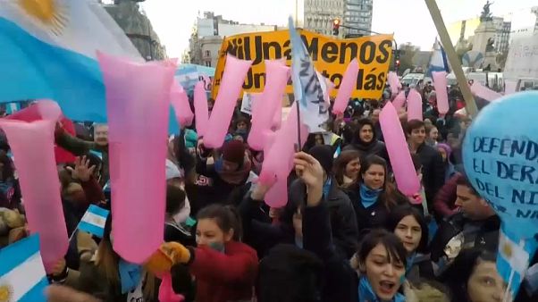 Argentina: Camera depenalizza aborto Argentina: Camera depenalizza aborto