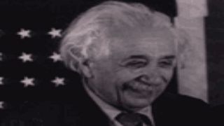 مذكرات أينشتاين تفضح عنصريته