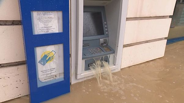 Пиренейский городок ушел под воду Пиренейский городок ушел под воду