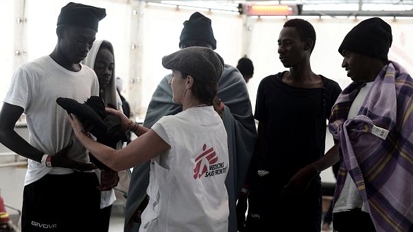 La situación mejora a bordo del Aquarius a pesar del mal tiempo. La situación mejora a bordo del Aquarius a pesar del mal tiempo.