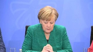 Angela Merkel enfrenta nova crise política