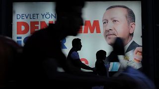 Türkei-Wahl: Erdogan gerät ins Wanken