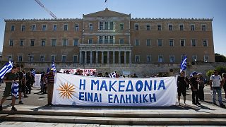 Συλλαλητήριο στο Σύνταγμα: «Kάτω τα χέρια από τη Μακεδονία»
