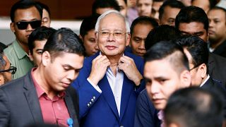 Malezya eski başbakanı Rezak'a kara para aklama suçlaması