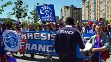 Les Bleus and Socceroos' fans mingle