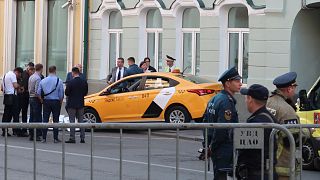 سيارة أجرة تصدم حشدا من المارة بالعاصمة الروسية موسكو