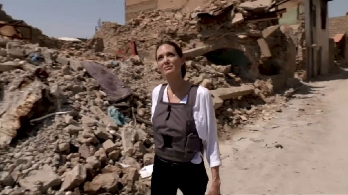 شاهد: ما قالته انجلينا جولي خلال زيارتها للموصل في ثاني أيام عيد الفطر