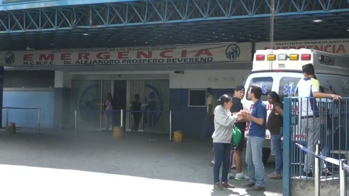 سبعة عشر قتيلاً خلال حفل مدرسي في أحد أحياء العاصمة الفنزويلية 