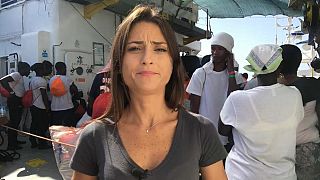 Euronews-Korrespondentin LIVE vom Flüchtlingsschiff Aquarius bei Ankunft in Valencia