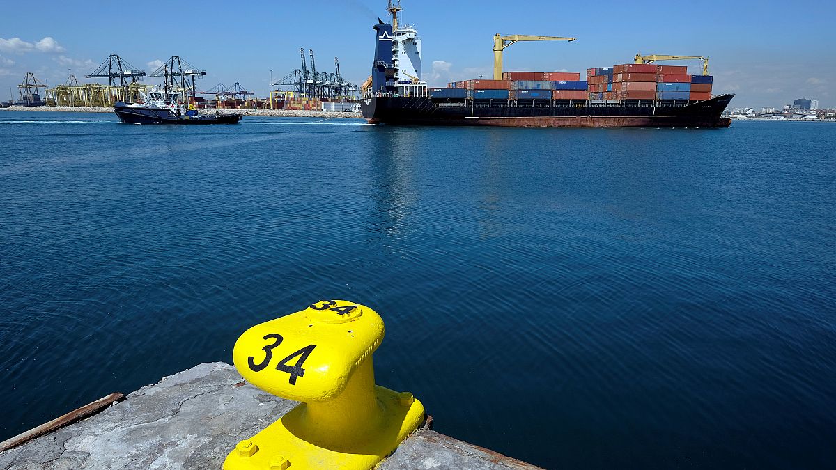 Hırvatistan açıklarında su alan Türk yük gemisi kurtarıldı