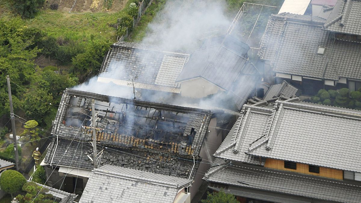 Mindestens 3 Tote durch Erdbeben in Provinz Osaka