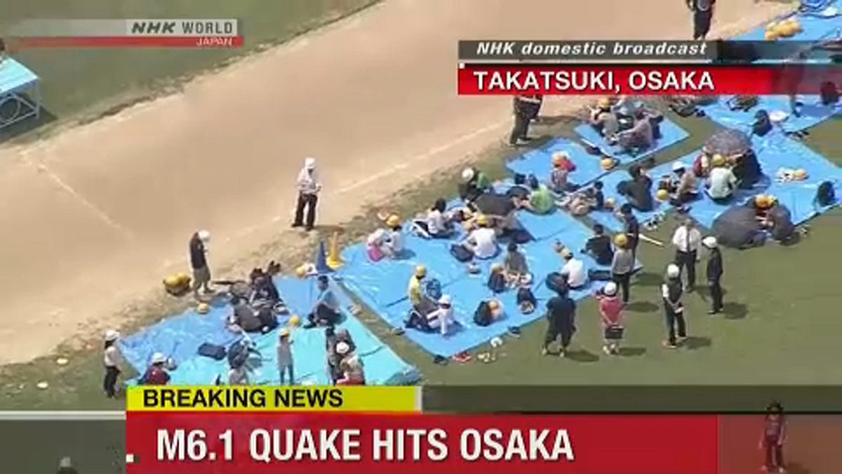 Földrengés Oszakában, három halott