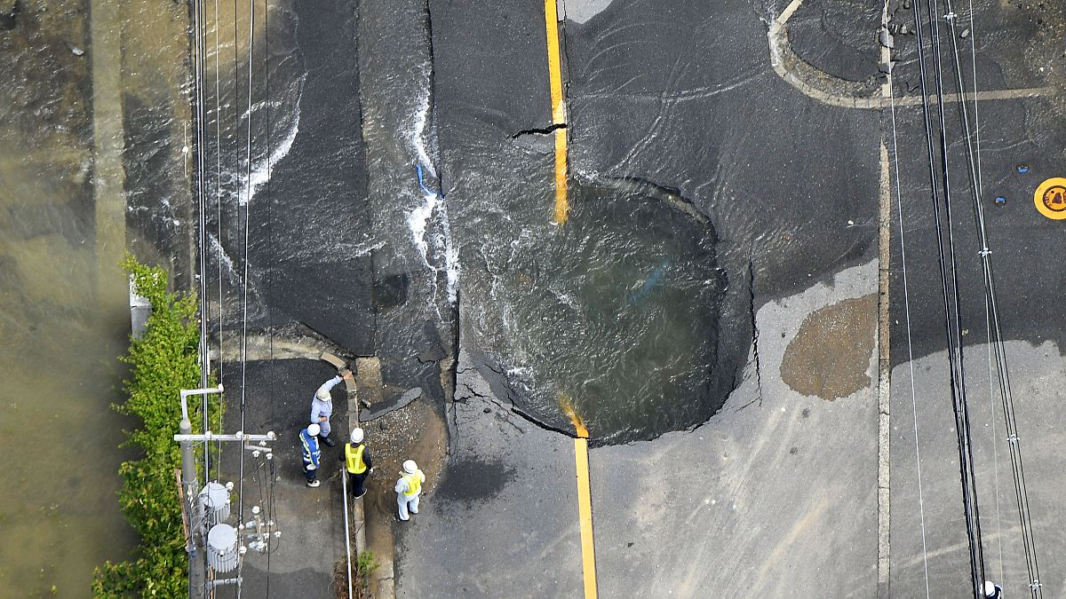 The quake burst water mains in Osaka