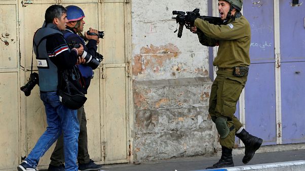 Israel: Filmen von Soldaten soll verboten werden Israel: Filmen von Soldaten soll verboten werden