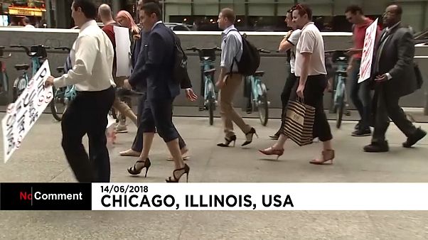 Etats-Unis : des avocats en talons aiguilles pour dénoncer les violences faites aux femmes Etats-Unis : des avocats en talons aiguilles pour dénoncer les violences faites aux femmes