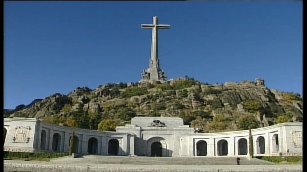 Mausolée Valle de los Caidos, Espagne : restes de Franco exhumés ?
