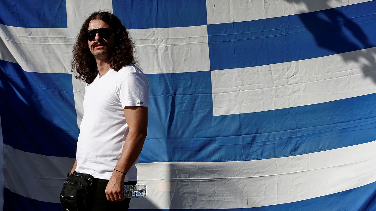 Előzetes letartóztatásban a kormány elmozdítására felszólító görög képviselő 