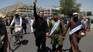 Savaş mağduru Afganlar barışa yürüdü