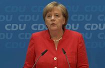 Merkel, 2 semanas para solucionar con la UE el desafío migratorio