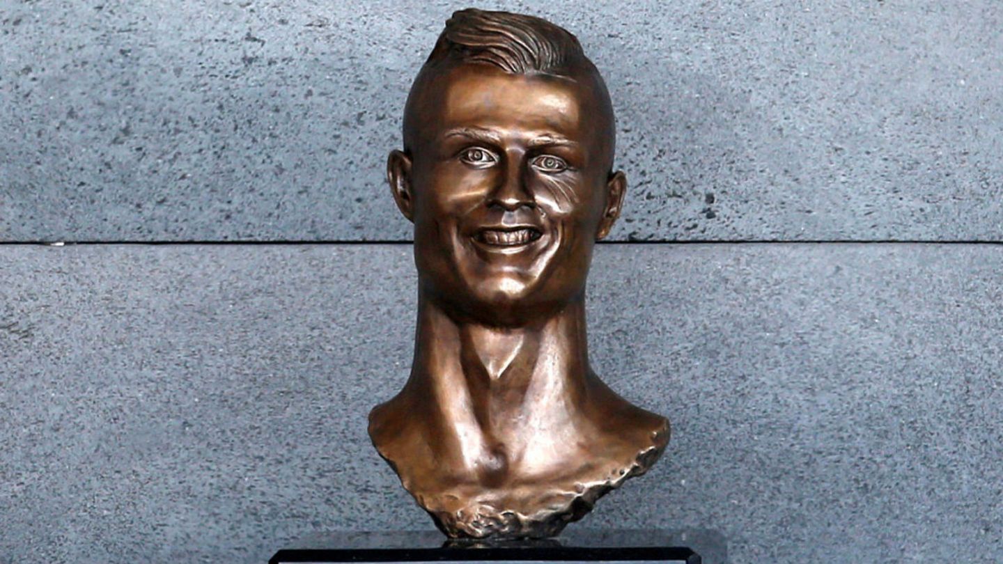 Ridiculed Ronaldo bust replaced with new model at Madeira airport | Euronews