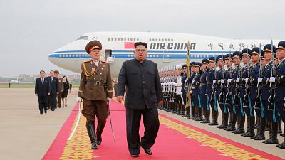 كيم في الصين لإطلاع شي جين بينغ على مضمون الاتفاق النووي مع ترامب