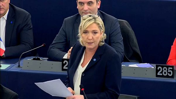 Le Pennek ki kell fizetnie a 300 ezer eurót Le Pennek ki kell fizetnie a 300 ezer eurót