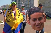 مشجعو المنتخب الكولومبي يساندون لاعبيهم على أنغام السالسا