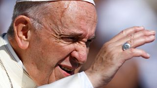 Papa Francis, Donald Trump'ın 'sıfır hoşgörü' politikasını eleştirdi