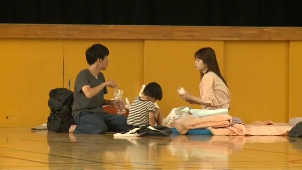 Giappone: 1700 sfollati per sisma a Osaka Giappone: 1700 sfollati per sisma a Osaka