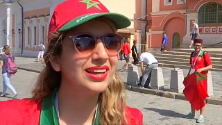 مشجعة مغربية في موسكو
