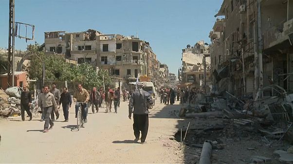 تحقيق أممي يدين القوات الحكومية والمعارضة بارتكاب جرائم حرب خلال حصار الغوطة بسوريا تحقيق أممي يدين القوات الحكومية والمعارضة بارتكاب جرائم حرب خلال حصار الغوطة بسوريا