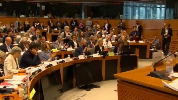 Votum im EU-Parlament: Leistungsschutz und Uploadfilter nehmen Hürde Votum im EU-Parlament: Leistungsschutz und Uploadfilter nehmen Hürde