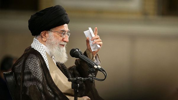 خامنهای: به جای پیوستن به معاهدات بینالمللی، خودمان قانونگذاری کنیم خامنهای: به جای پیوستن به معاهدات بینالمللی، خودمان قانونگذاری کنیم